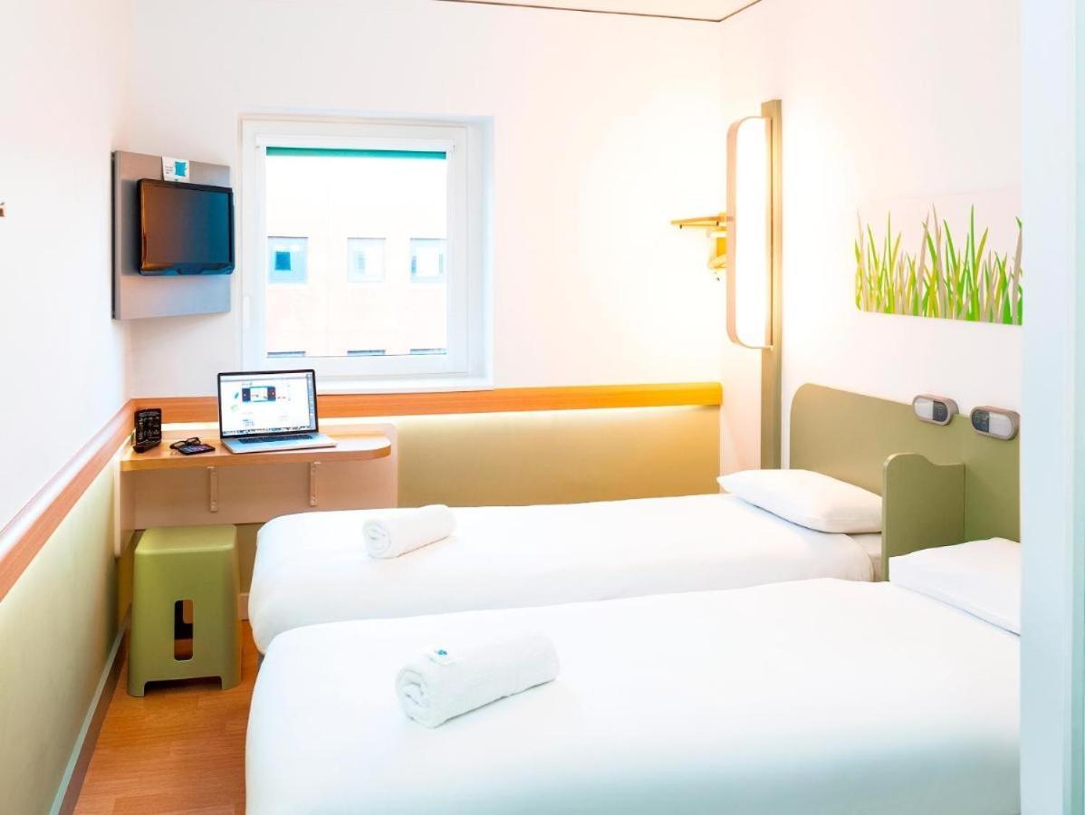 Ibis Budget Портсмът Екстериор снимка