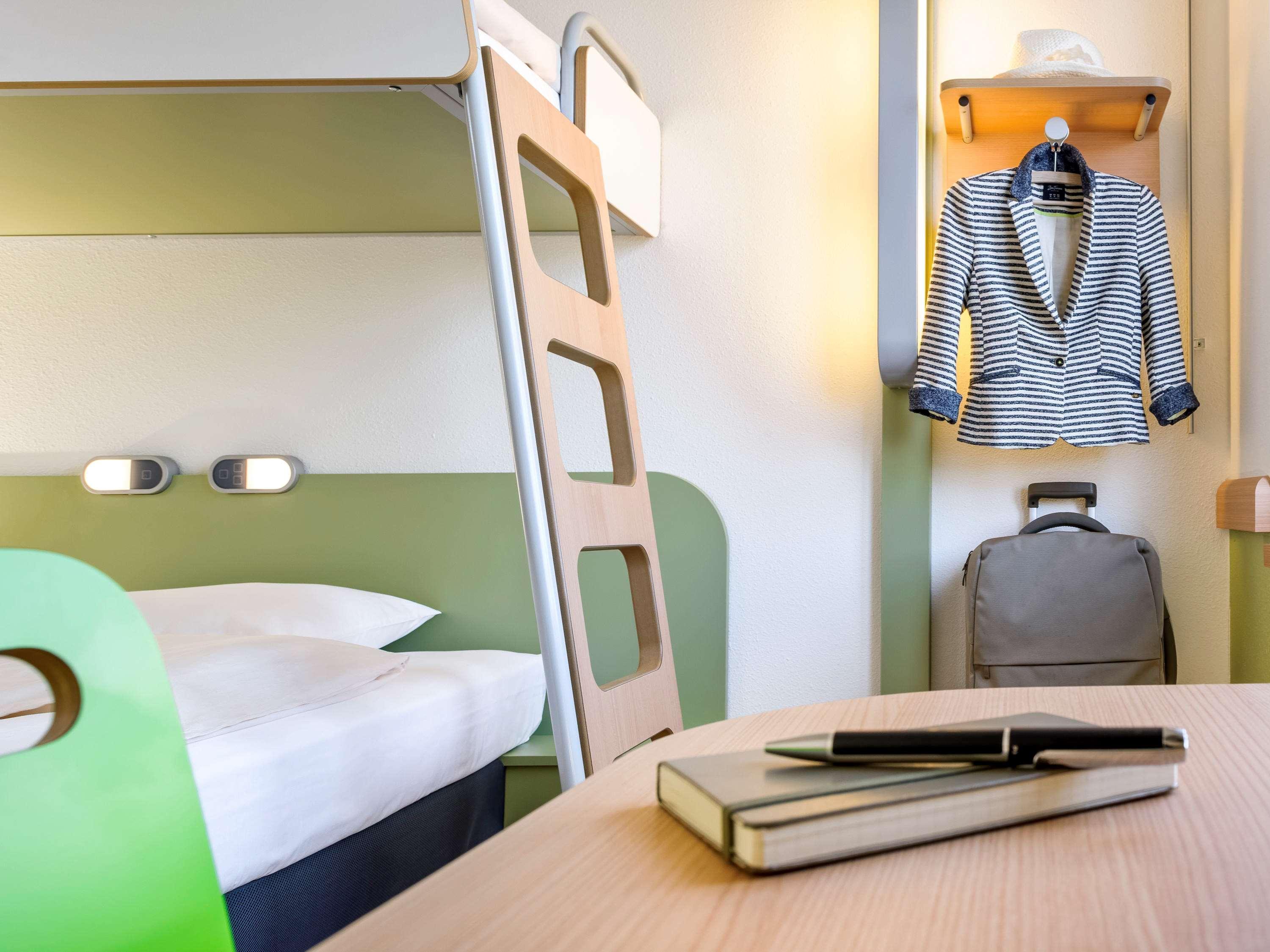 Ibis Budget Портсмът Екстериор снимка