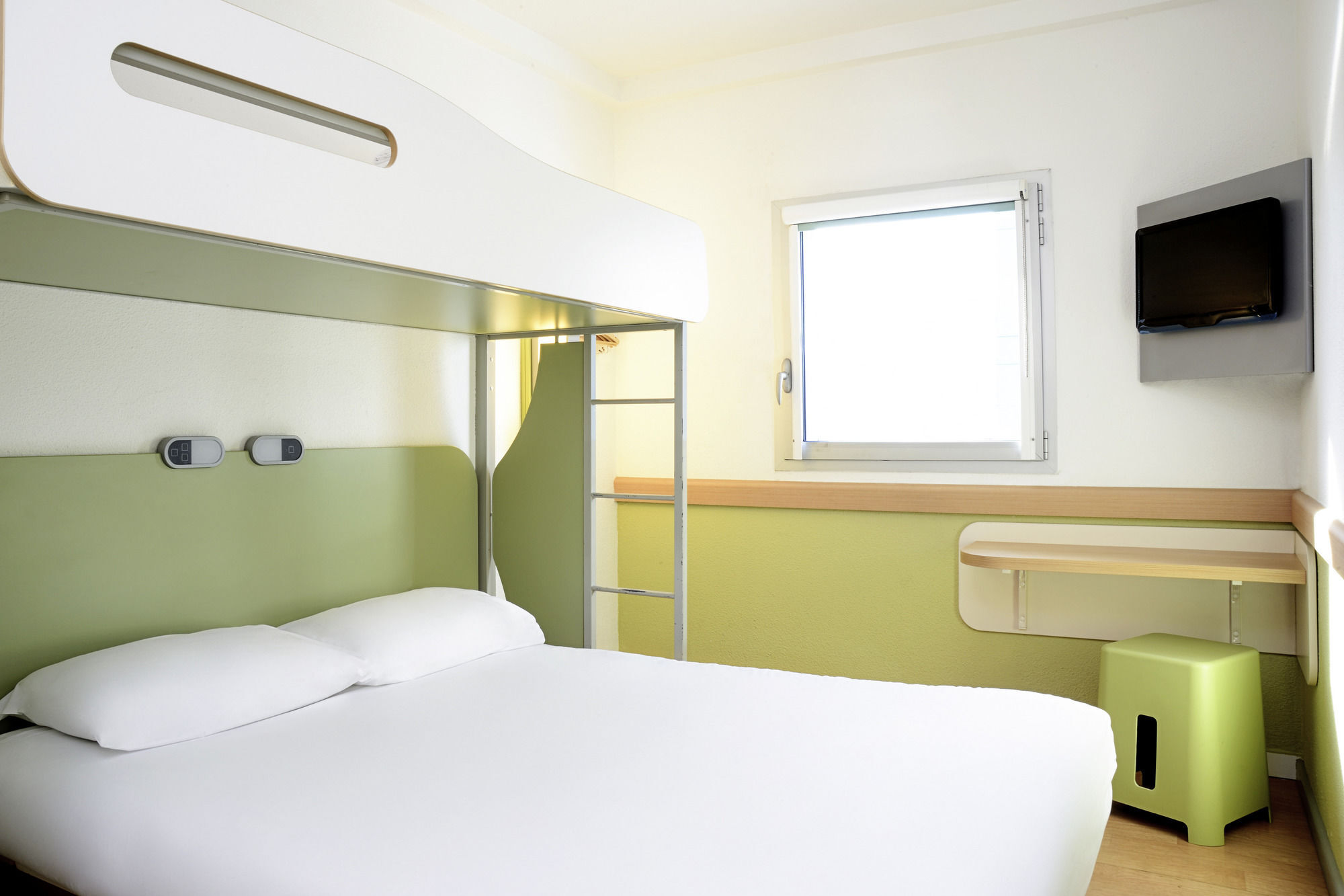Ibis Budget Портсмът Екстериор снимка